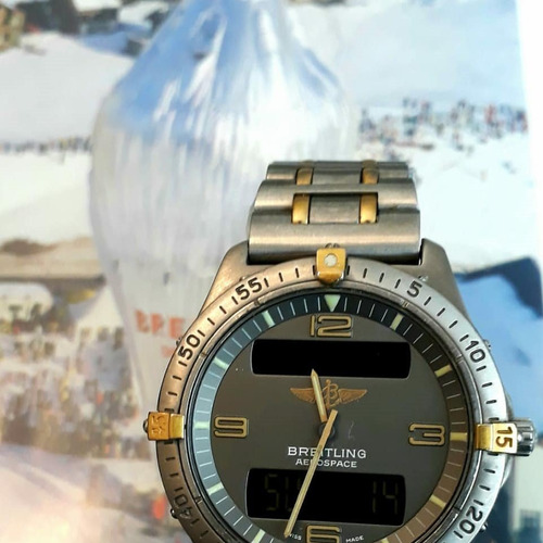Relogio Breitling Aerospace Titanium E Ouro 40 Mm Digital