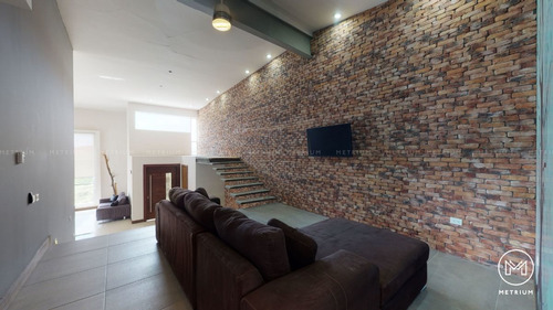 Imagen 9 de 18 de Casa En Venta En Bosques Del Valle Ii Frente A Parque