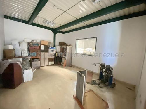 Francisco Rojas Norscia Rentahouse Vende, Galpon Industrial Comercial En Barquisimeto, Zona Industria Iii, 2 3 - 1 4 4 2 6, Ideal Para Tu Empresa O Almacen, Invierte Ya Con Rentahouse!!!