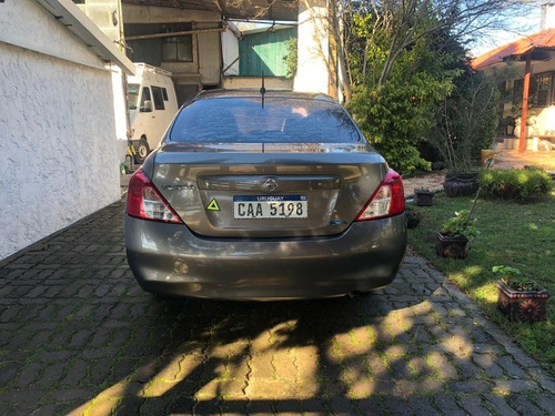 Nissan Versa 1.6 Advance 5vel Mt 2013