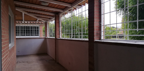 Imagen 7 de 11 de Impecable Apartamento Pb Canaima Iii, El Marques, Guatire