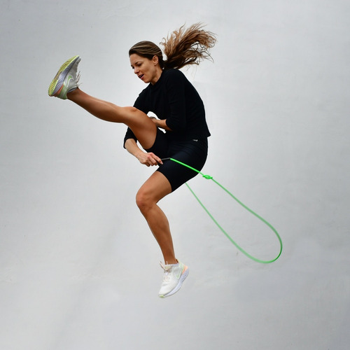 Imagen 4 de 4 de Lazo De Salto En Pvc De Velocidad 3 Mts Mangos En Nylon