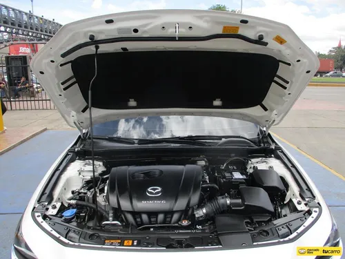 Mazda 3 GRAND TOURING LX 2500CC AT AA