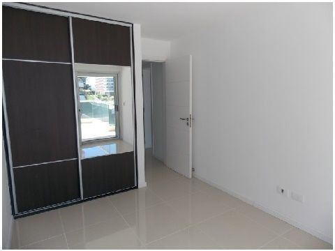 Venta De Apartamento 2 Dormitorios En Playa Brava