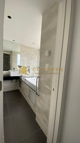 Pent-house Con Excelente Vista A Rambla De La Brava - Con Balcon Y Terraza.- Ref: 3000
