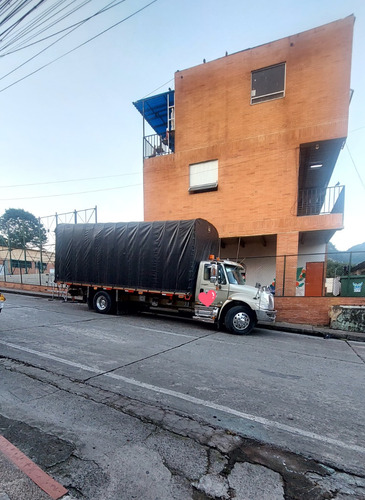International 4300 Durastar