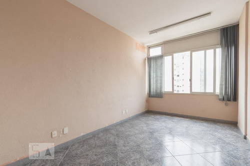 Apartamento À Venda - Centro, 1 Quarto, 30 - S893027978