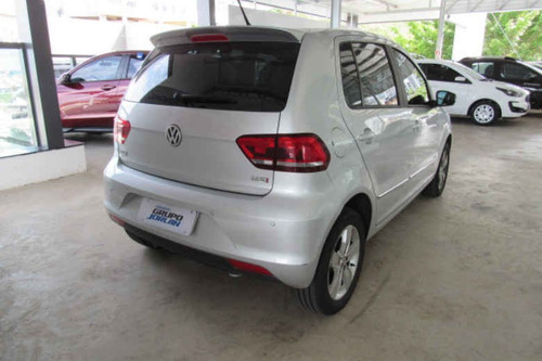 Volkswagen Fox 1.6 16v Msi Highline (flex)
