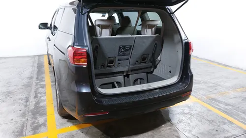 Kia Sedona 3.3 EX AUTO
