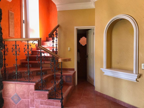 Se Vende Casa En Excelente Estado En Lomas De Cocoyoc