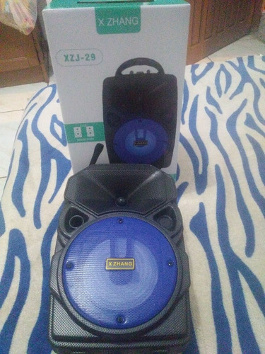 Caixa De Som Via Bluetooth Com Microfone