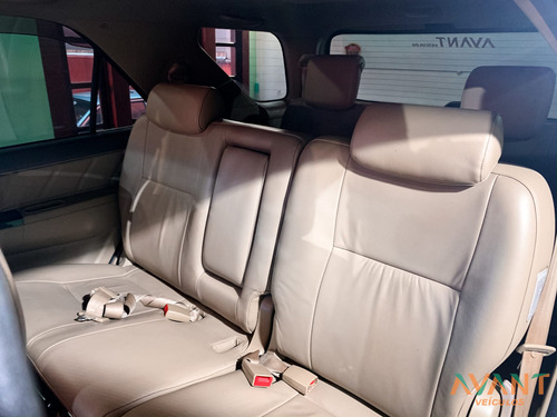Toyota Sw4 Hilux Srv 3.0 4x4 (7 Lugares)