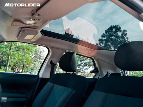 Imagen 15 de 25 de Citroën C4 Cactus 1.2 Feel Plus Ext Full| Permuta / Financia