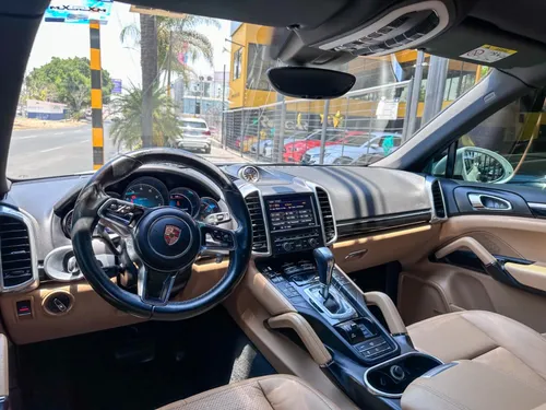 Porsche Cayenne 3.6 At