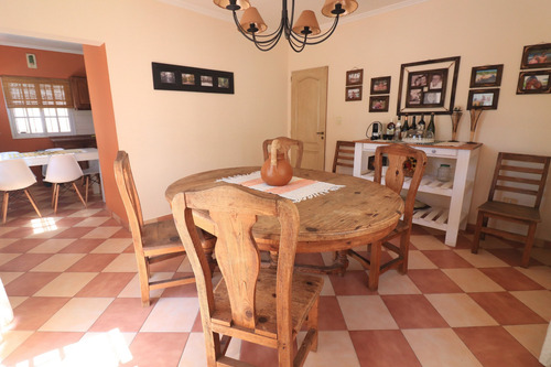 Casa 5 Amb. Venta Gral Pacheco Jardín Y Pileta