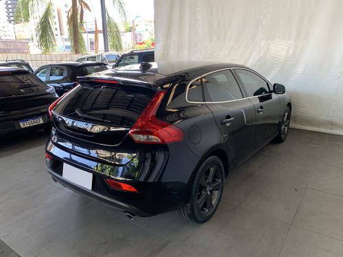 Volvo V40 Volvo V40 T4 Dynamic 2.0