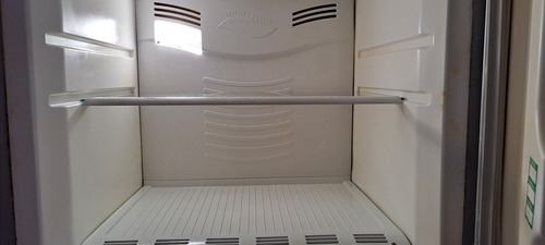 Heladera No Frost White Westinghouse W328 Nf (Usado)