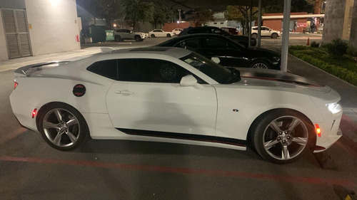 Chevrolet Camaro 6.2 Ss At
