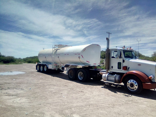 Imagen 4 de 7 de Autotanque