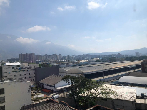 Alquiler De Planta. En Los Ruices Sur Cerca De Dhl