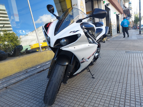 Yamaha  Yzf R1 