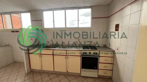 Apartamento En Arriendo En Provenza. Cod A1449