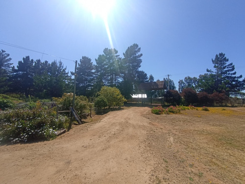 Venta De Cómoda Casa En Parcela En El Sector De La Petrilla