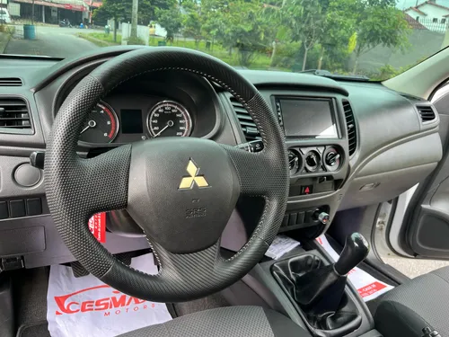 Mitsubishi L200 Lgx