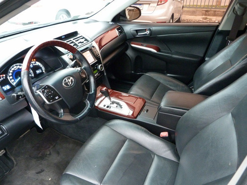 Toyota Camry Corolla At