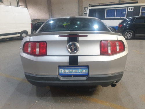 Imagen 2 de 10 de Ford Mustang V6 4.0 12v 2010 - Pat. En 2018 - Permuto