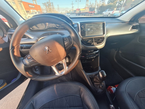 Imagen 20 de 25 de Peugeot 208 2016 1.6 Feline Pack Cuir