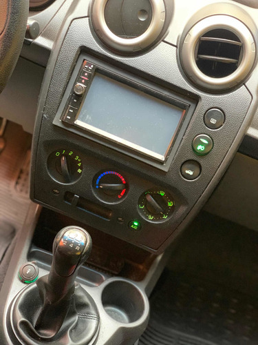 Imagem 9 de 15 de Ford Fiesta Sedan 2012 1.6 Flex Completo Baixa Quilometrage