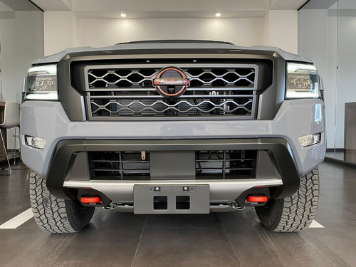 Imagen 4 de 14 de Frontier V6 Prox-4 2022