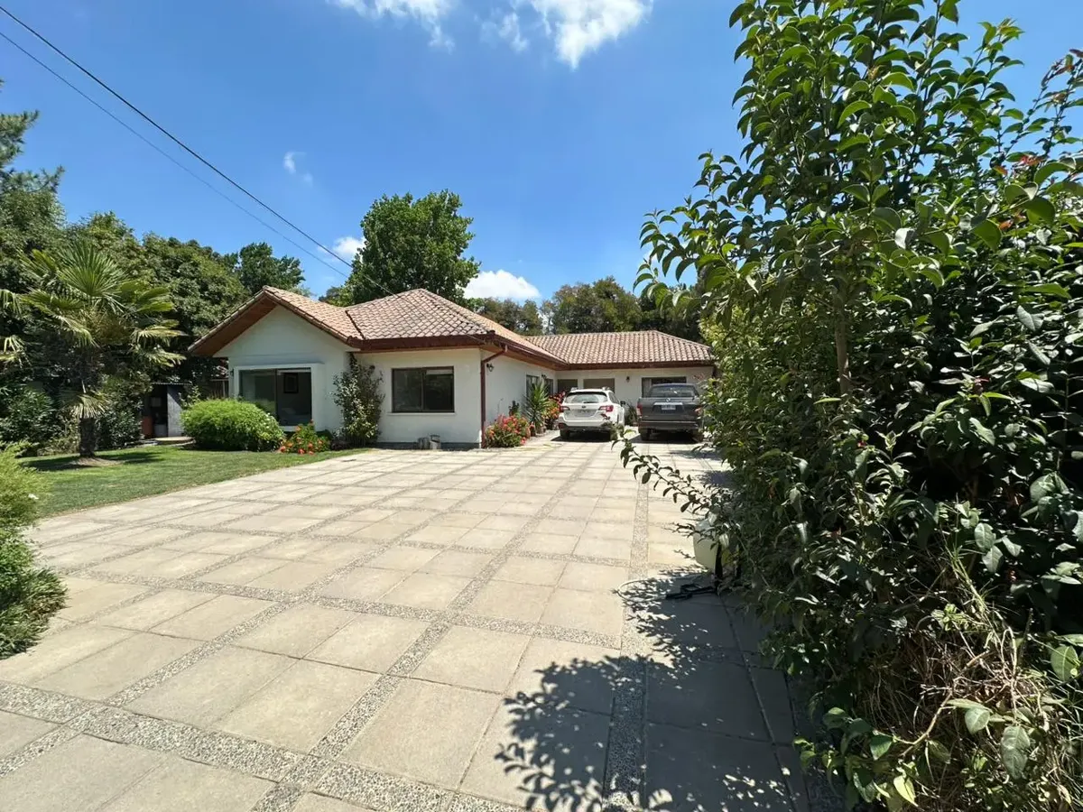 Imagen 1 de 21 de Espectacular Casa En Venta En Sector Oriente De Talca