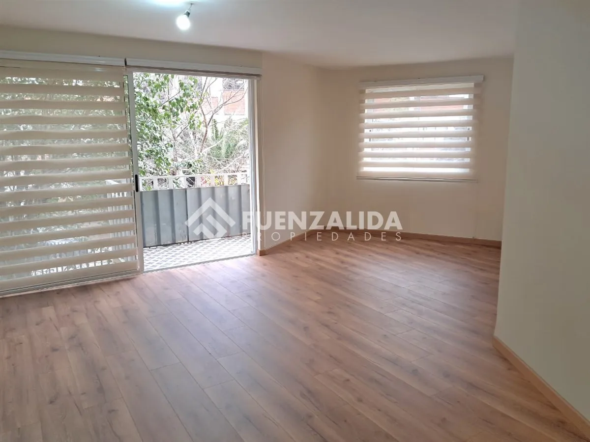 Imagen 3 de 18 de Departamento En Arriendo De 2 Dorm 1 B. En Providencia