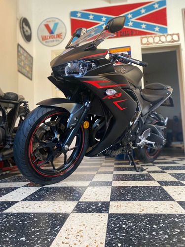 Imagen 5 de 11 de Yamaha R3