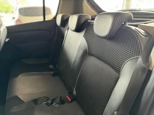 Renault Stepway 1.6 Intense Automática