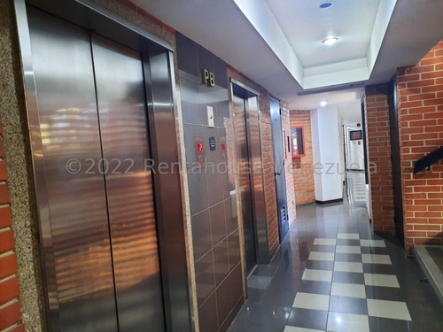 Apartamento En Venta En Las Palmas Mls #23-26184