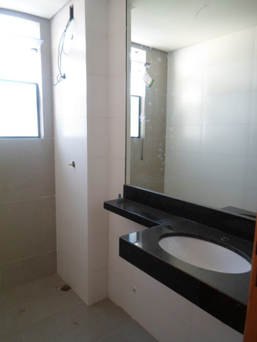Imagem 10 de 10 de Apartamento Com Área Privativa 02 Quartos Arvoredo - 1058