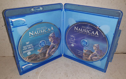 Nausicaa Bluray + Dvd Studio Ghibli (Usado)