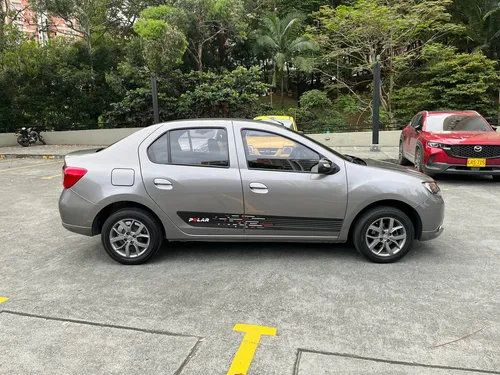 Renault Logan Polar Mt