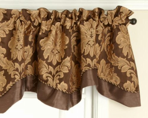 Stylemaster Renaissance Home Fashion Darby Layered Scalloped