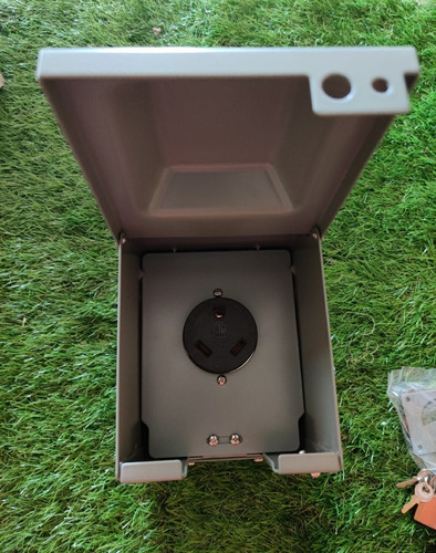 Caja De Toma Corriente Para Autocaravana De 30 Amperios 125v