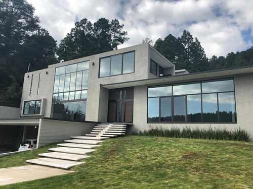 Magnifica Residencia En Venta A Estrenar A 3 Minutos De La Nueva Prepa Ibero.