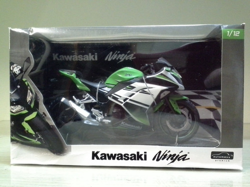 Miniatura Kawasaki Ninja 300 Edição Especial 1:12 (17 Cm) Cor Verde Com Branco