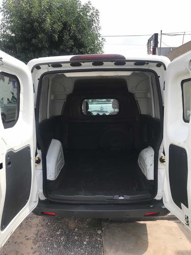 Imagen 8 de 9 de Fiat Fiorino 1.4 Fire Evo 87cv 2018