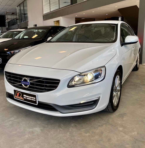 Volvo S60 2015 2.0 T5 Kinetic Drive-e 4p