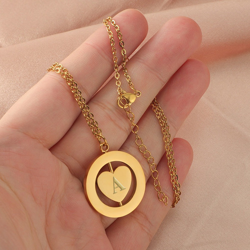 Collar Personalizada Con Dije Inicial Y Color Oro