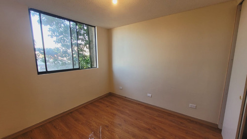 Portugal / Av. Irarrazaval, 40mt, 2 Dorm, 2 Baños