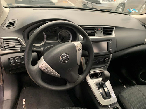 Imagen 10 de 13 de Nissan Sentra 1.8 Sr Navi Aut Ac 2016